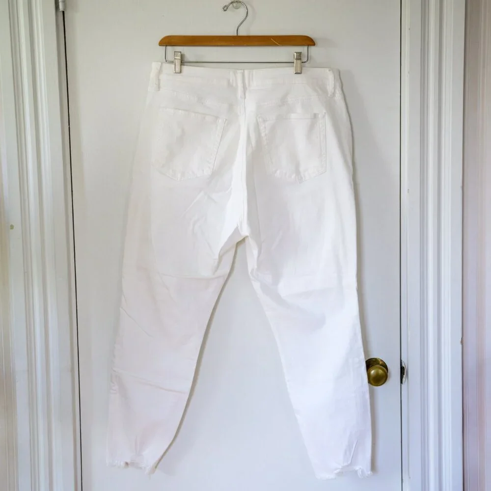 EUC White Skinny Crop Jeans - Picture 4 of 4